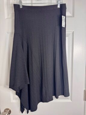 NWT Westport black skirt ribbed, asymmetrical skirt size: Large